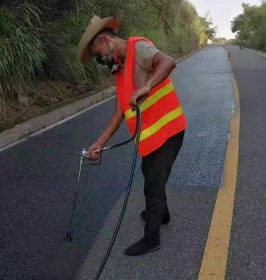 南开路面喷涂翻新彩色步道施工方案